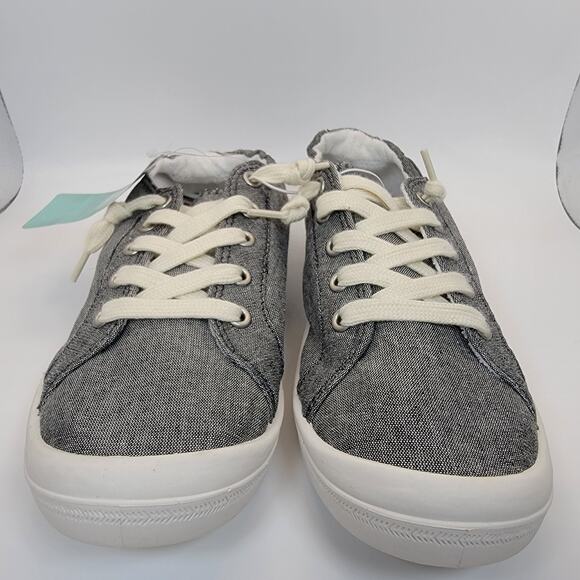 Magellan Outdoors Casual Shoes Womens 9B Gray Canvas Lace Up Comfort Sneaker - Picture 2 of 8
